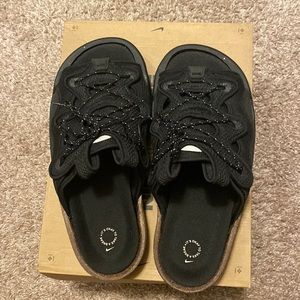 Nike Offline 2.0 Slides size 9